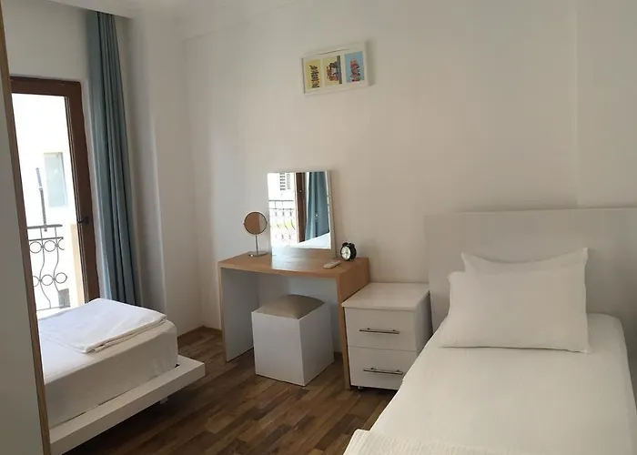 The Townhouse Каш