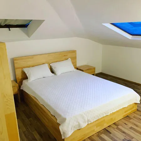 The Townhouse Апартаменти Каш